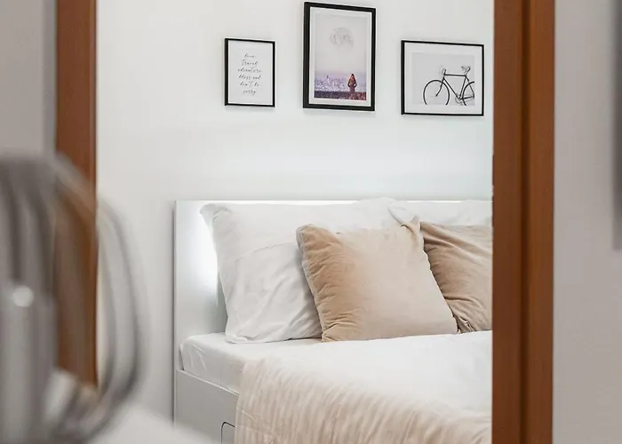 3br Family Close To Bus Station With Ac *