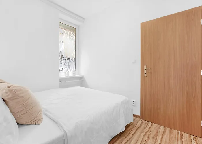 3br Family Close To Bus Station With Ac Apartment Bratislava