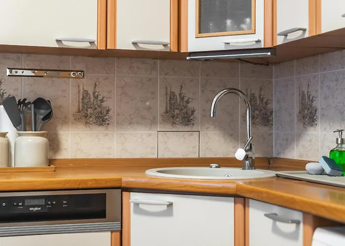 3br Family Close To Bus Station With Ac Apartman Pozsony